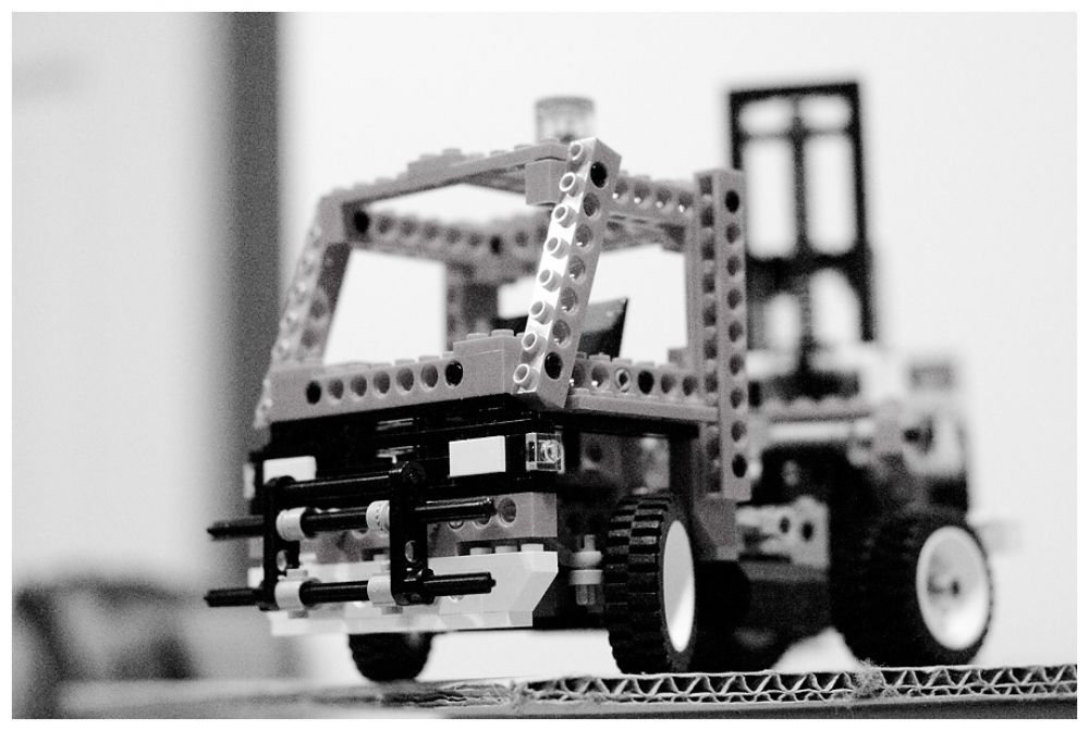 lego2.jpg